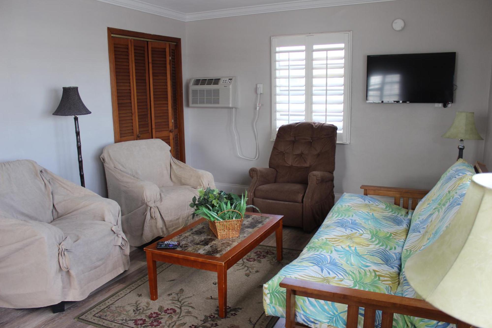 Shoreline Suites & Cabana Cottages - Beachfront Дейтона Бийч Стая снимка